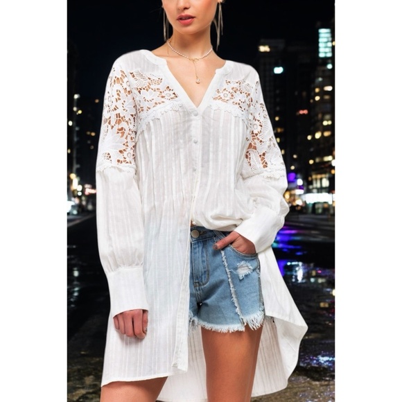 POL Ivory Woven Cotton and Lace Pleated Button Down Tunic Top - Picture 2 of 9